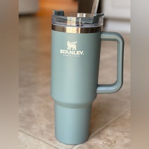 Original release Stanley Adventure Quencher 40oz in Shale - 2020 OG